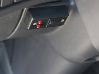 2013-renault-premium-1428873-45818676