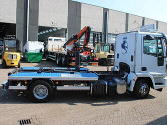 2011-iveco-eurocargo-1428876-45818768
