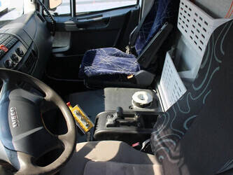 2011-iveco-eurocargo-1428876-45818775