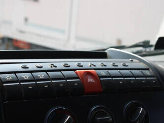 2011-iveco-eurocargo-1428876-45818780