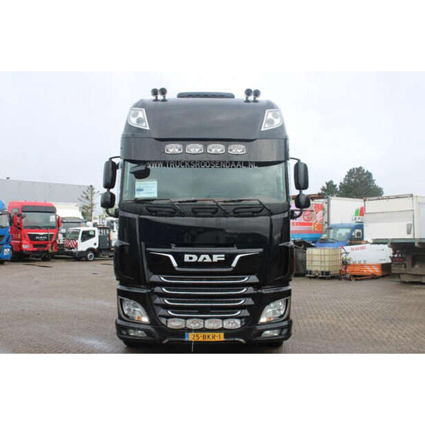 2018 داف XF 530-45818814