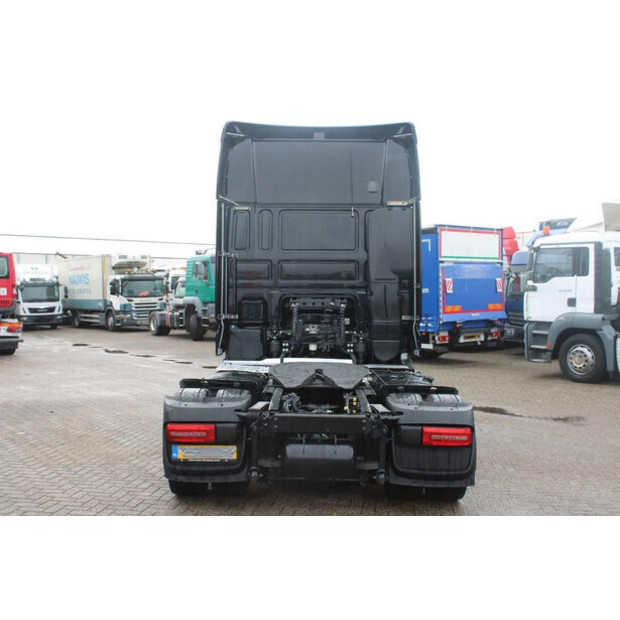 2018 داف XF 530-45818818