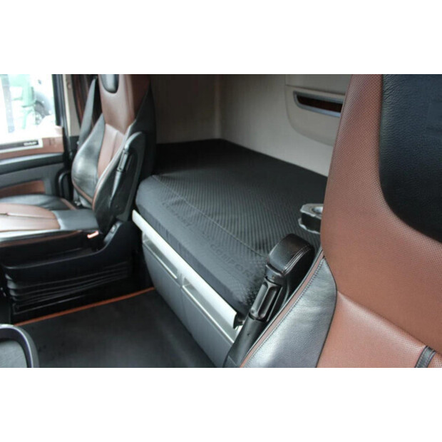 2018 داف XF 530-45818830