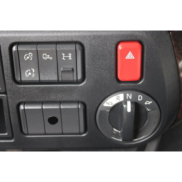 2018 داف XF 530-45818839