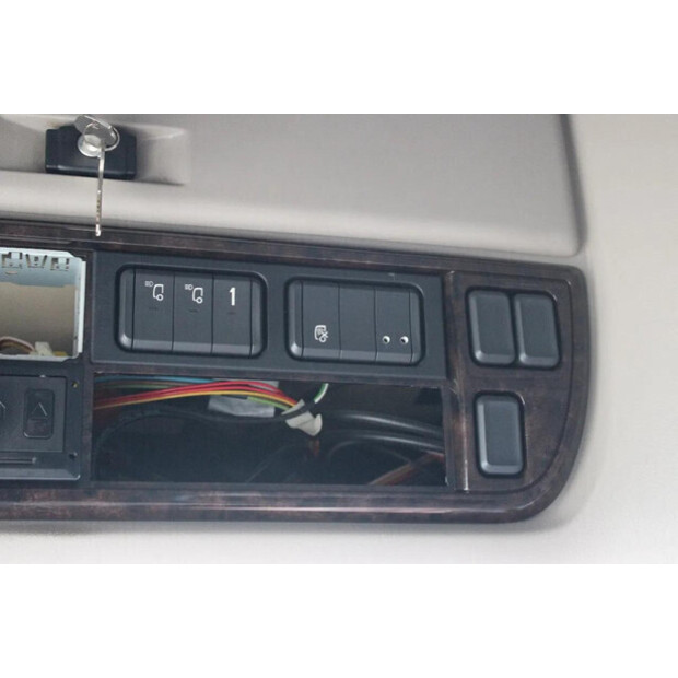 2018 داف XF 530-45818851