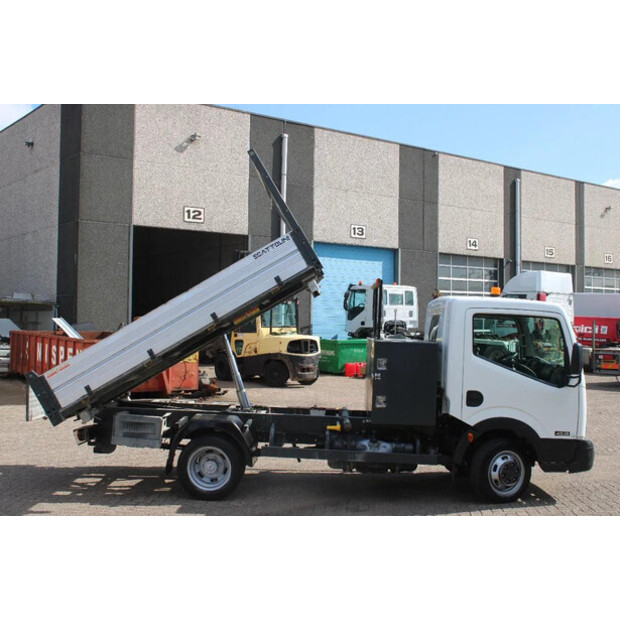 2011 NISSAN 45.13-45818857