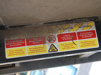 2011-nissan-45-13-45818858