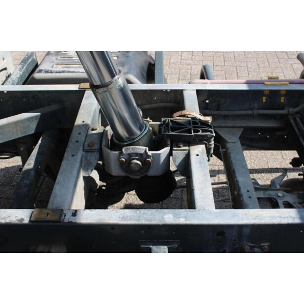 2011 NISSAN 45.13-45818859