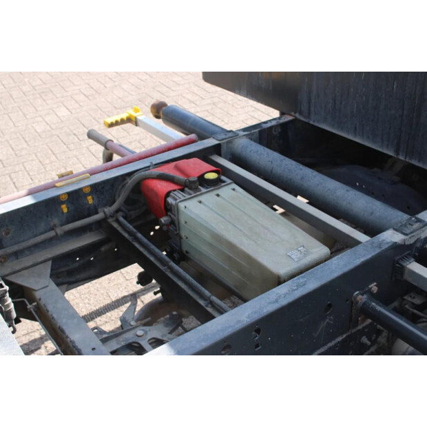 2011 NISSAN 45.13-45818860