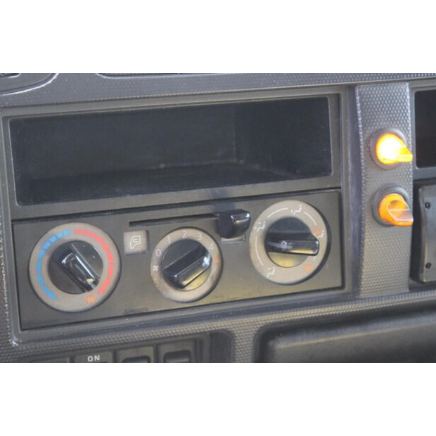 2011 NISSAN 45.13-45818875