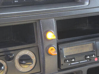 2011-nissan-45-13-45818878