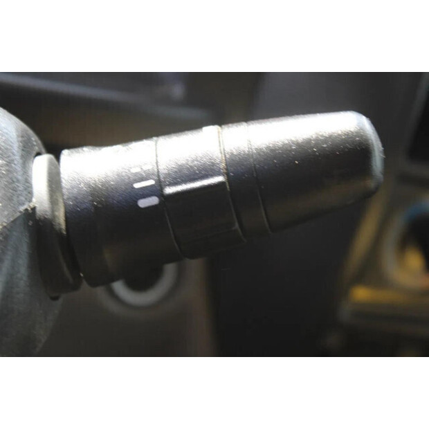 2011 NISSAN 45.13-45818880