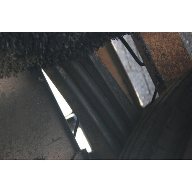 2005 NISSAN Atleon-45818898