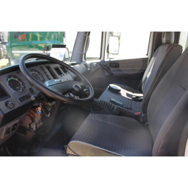 2005 NISSAN Atleon-45818903