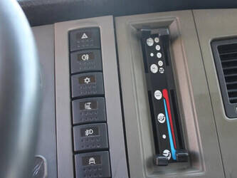 2005-nissan-atleon-1428880-45818909