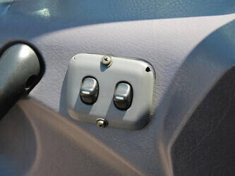 2005-nissan-atleon-1428880-45818915