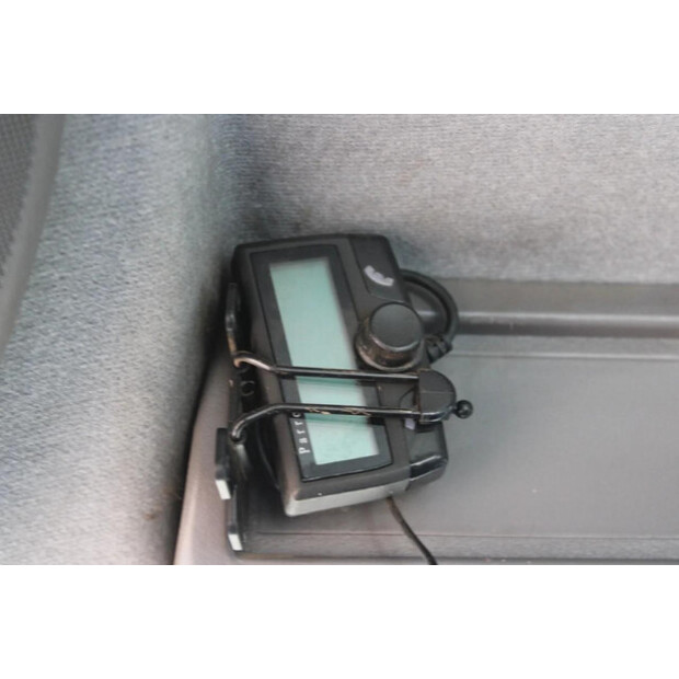 2005 NISSAN Atleon-45818917