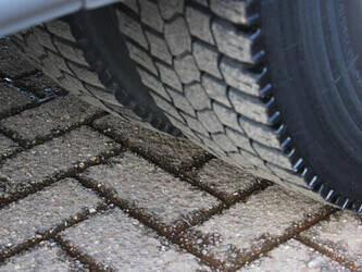 2011-mercedes-benz-atego-1428882-45818964