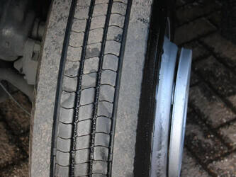 2011-mercedes-benz-atego-1428882-45818968