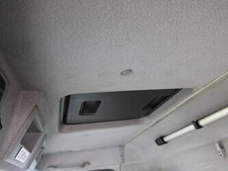 2011-mercedes-benz-atego-1428882-45818973