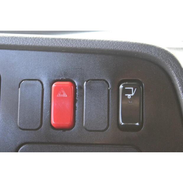 2011 مرسيدس بنز ATEGO-45818976