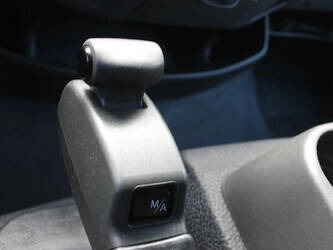 2011-mercedes-benz-atego-1428882-45818987