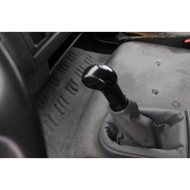 2006 رينو Midlum-45819027