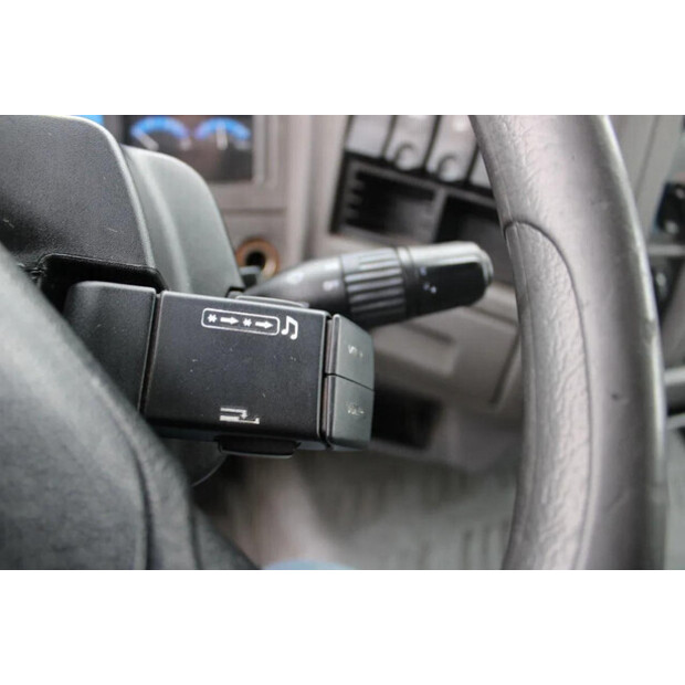 2006 رينو Midlum-45819057