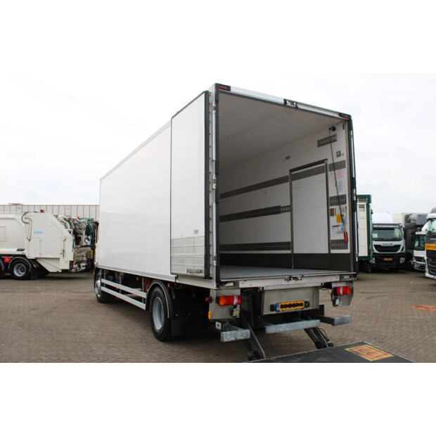 2016 مان TGM-45819064