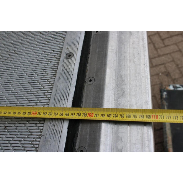 2016 مان TGM-45819074