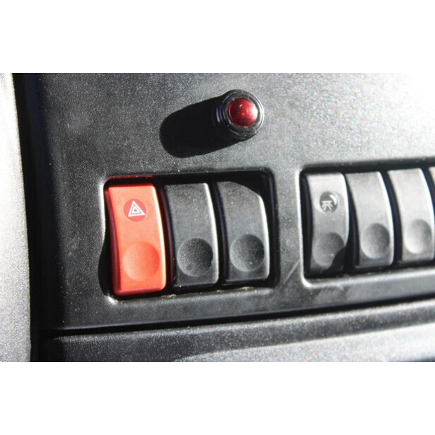 2008 داف CF 75-45819122