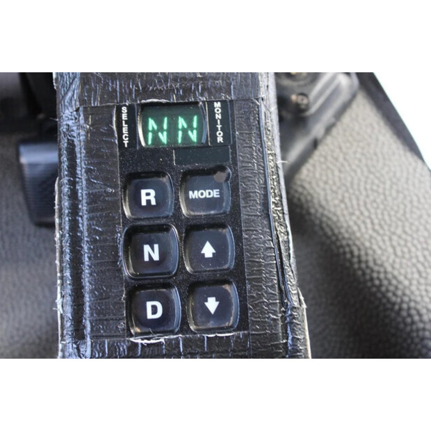 2008 داف CF 75-45819124