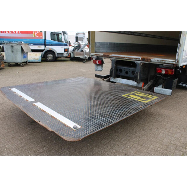 2013 مرسيدس بنز Antos-45819213