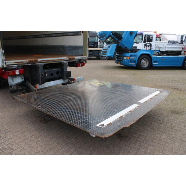 2013 مرسيدس بنز Antos-45819227