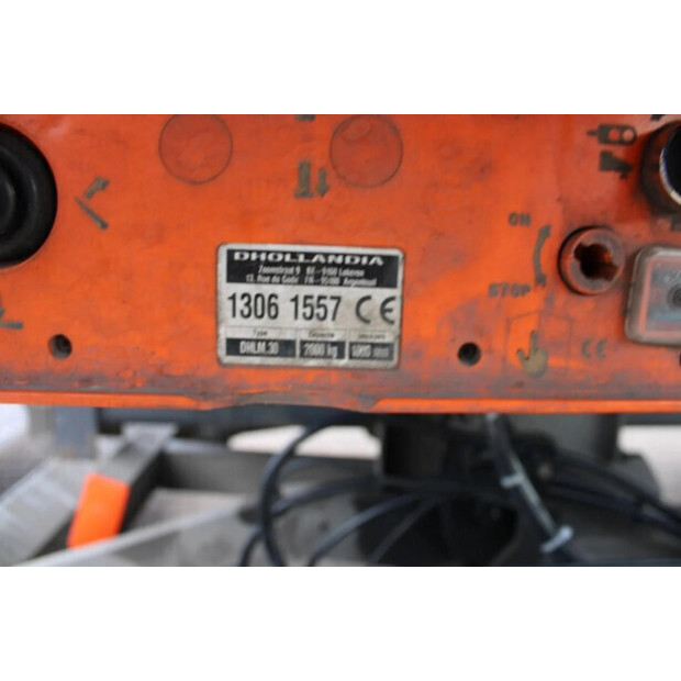 2013 مرسيدس بنز Antos-45819228