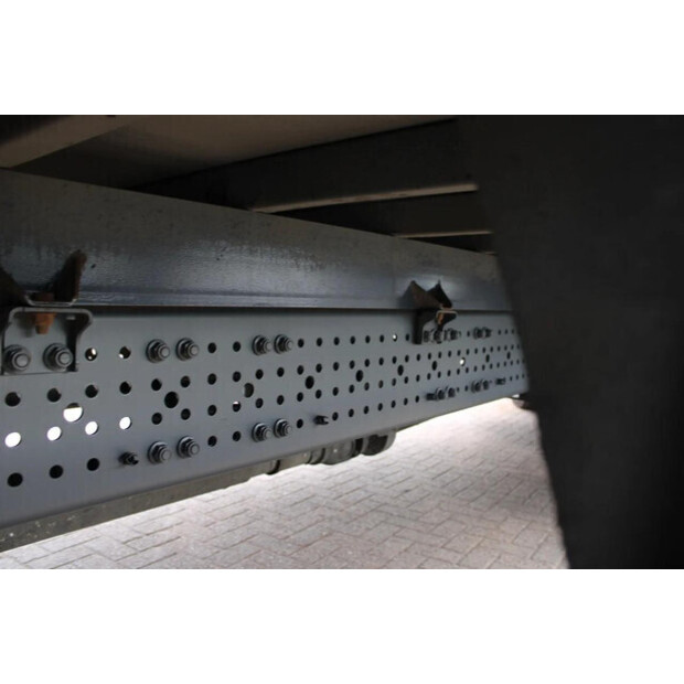 2013 مرسيدس بنز Antos-45819230