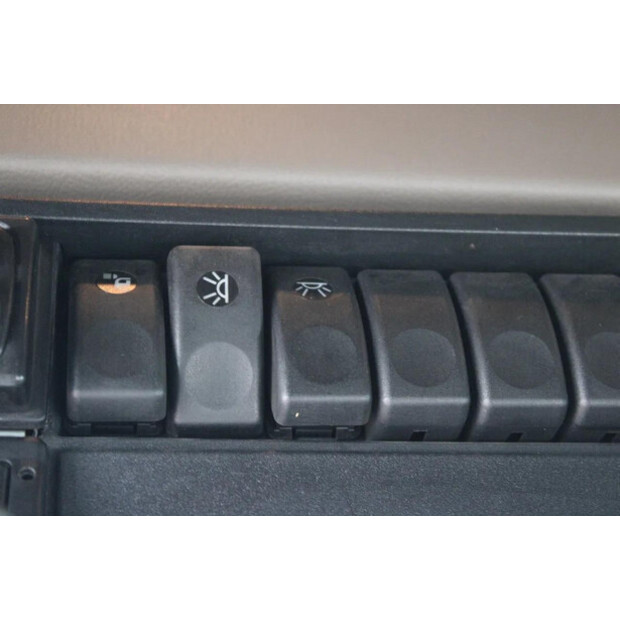 2013 DAF CF-45819282