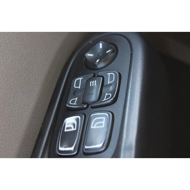 2013 DAF CF-45819305