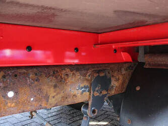 2009-iveco-eurocargo-1428891-45819321