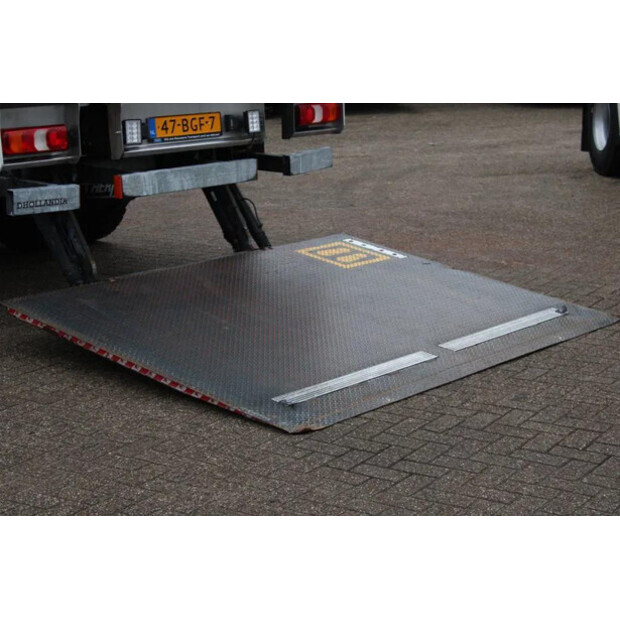 2015 مرسيدس بنز ACTROS-45819356