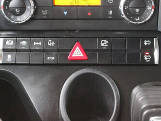 2015-mercedes-benz-actros-1428892-45819373