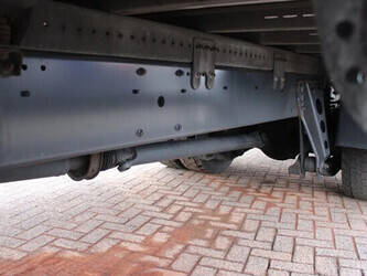 2014-daf-lf-1428893-45819393