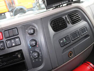 2014-daf-lf-1428893-45819414