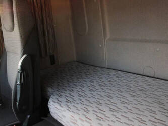 2014-daf-cf-370-1428894-45819437