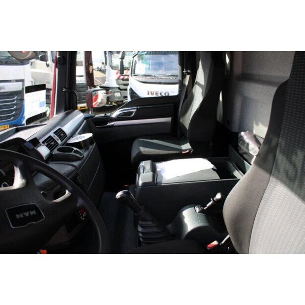 2015 MAN TGL-45819494