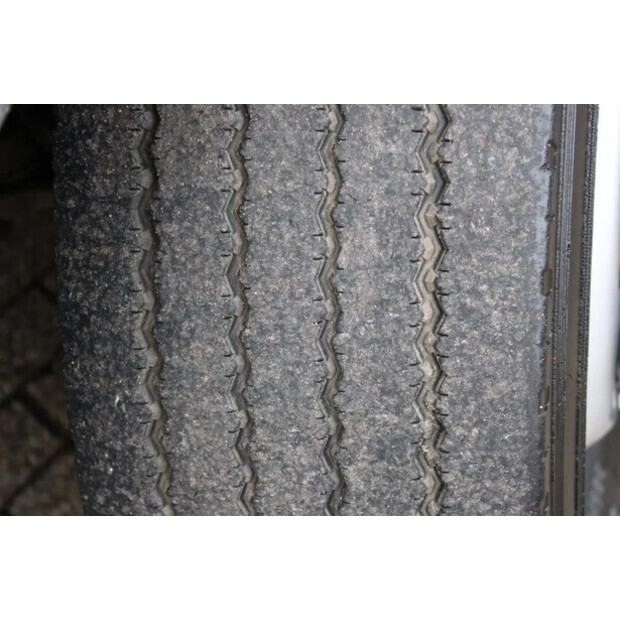 2008 فولفو FL12-45819569