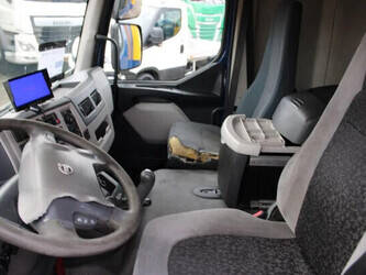 2008-volvo-fl12-45819572