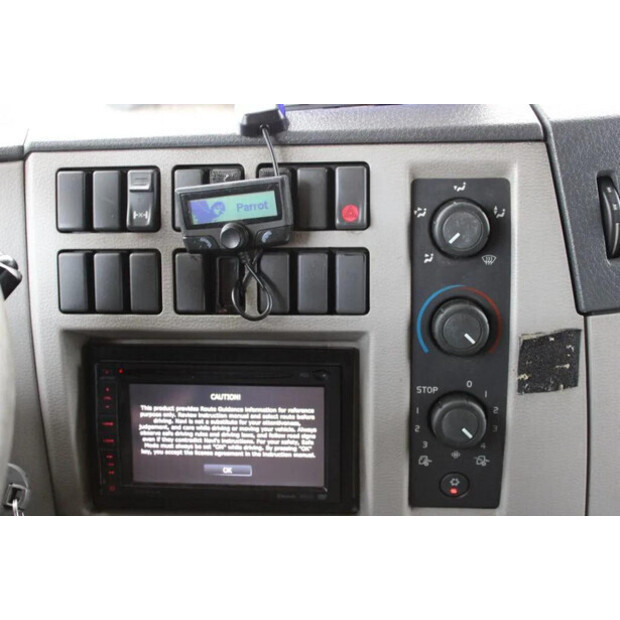 2008 فولفو FL12-45819581