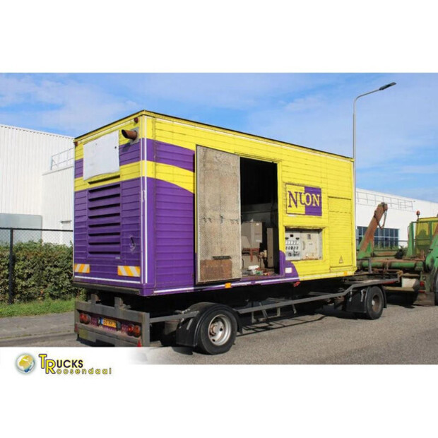 1985 ستامفورد 3300-45819595