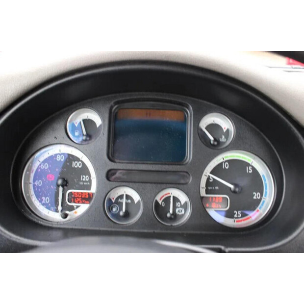 2013 DAF CF-45819631